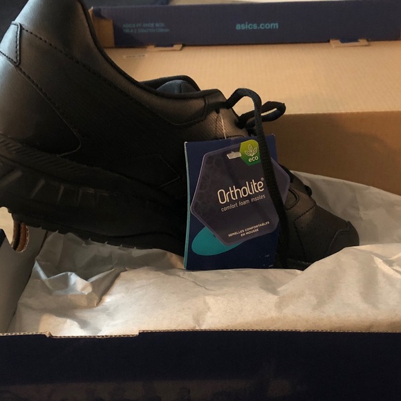 ASICS Men's Black Comfort Athletic Shoes - Picture 1 of 3